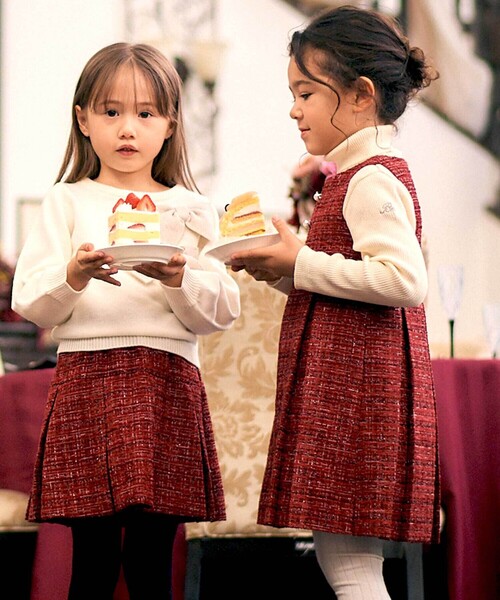 BeBe（ベベ）の「【お揃い】エタンセルラメツイードインナーパンツ付プリーツスカート（スカート・キッズ・ブルー系その他2/レッド系その他・110cm/120cm/140cm/150cm/130cm）」の4枚目の写真