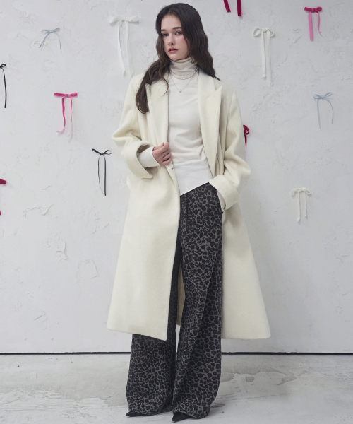 Vivacious(ビバシャス)の「Eternel Classic Tailored Coat BLACK(チェスターコート・レディース・ブラック・FREE)」の4枚目の写真