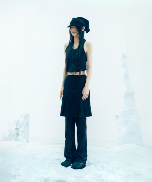 OJOS(オホス)の「Muffler Knit Halter Top / Black(Tシャツ/カットソー・レディース・その他・2/1)」の2枚目の写真