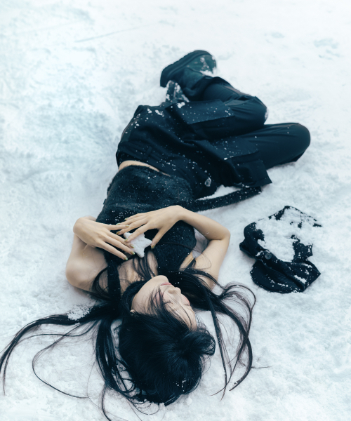 OJOS(オホス)の「Muffler Knit Halter Top / Black(Tシャツ/カットソー・レディース・その他・2/1)」の5枚目の写真