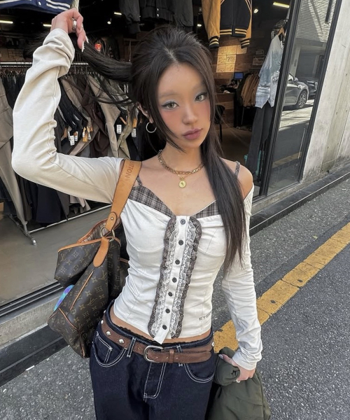 EYEER(イワイイアル)の「Check Pattern Layerd Long Sleeve - Beige(Tシャツ/カットソー・レディース・その他・SMALL)」の1枚目の写真