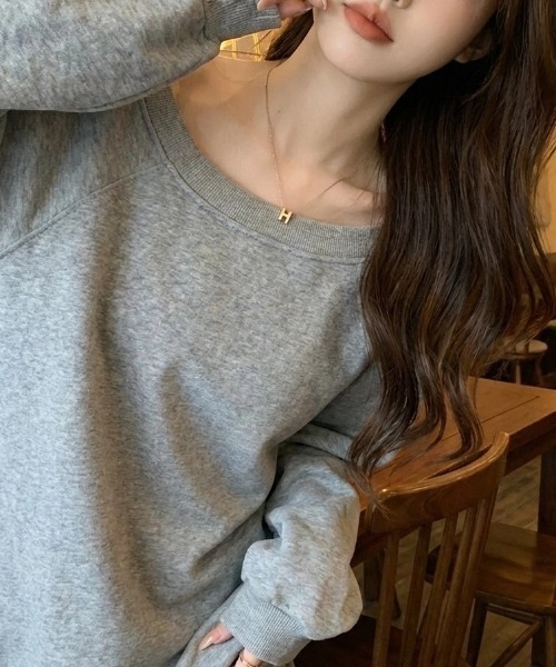 cammie(キャミー)の「ワンショルダーデザイントップス(スウェット・レディース・ブラック/グレー・M/L)」の9枚目の写真