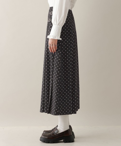 RAGEBLUE（レイジブルー）の「選べる着丈/Wベルトドットプリーツキルトスカート（スカート・レディース・ブラック/グレー・MEDIUM/LARGE）」の11枚目の写真