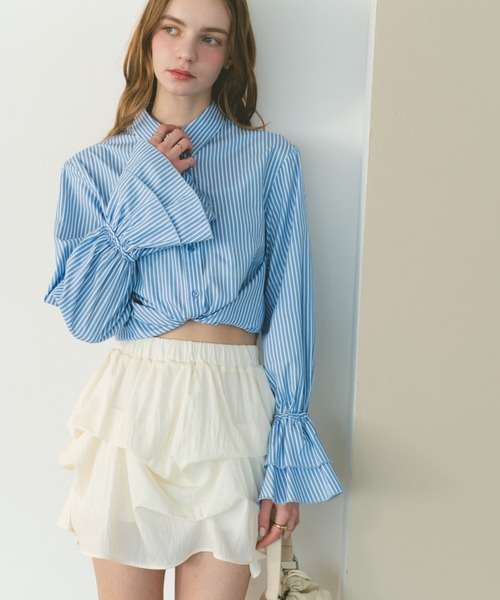 VANNIE U（ヴァニーユー）の「フリルキャンディースリーブショートシャツ（シャツ/ブラウス・レディース・ブルー/ストライプ/ホワイト・FREE）」の20枚目の写真
