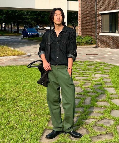 THAT'S IT（ザッツイット）の「カーブドワイドコットンデニムパンツ[ベージュ]（デニムパンツ・レディース・ベージュ・LARGE/X-LARGE/MEDIUM）」の16枚目の写真