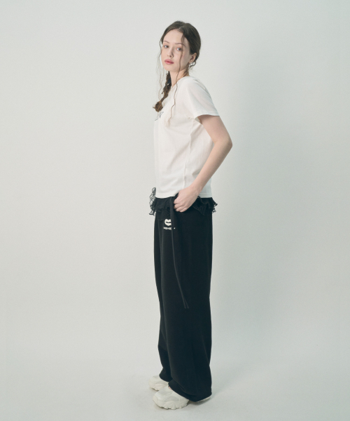 MIHEV(ミヘブ)の「ミヘブロゴTシャツホワイト(Tシャツ/カットソー・レディース・その他・MEDIUM/LARGE)」の3枚目の写真