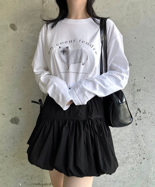 etta(エタ)の「ガーリーリボンキャットプリントロンT/長袖Tシャツ(Tシャツ/カットソー・レディース・ホワイト・MEDIUM/LARGE)」の1枚目の写真