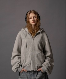 CIVVY.（シヴィ―）の「Cut-off Short Zip Hoodie - カットオフショートジップパーカー -（パーカー）」