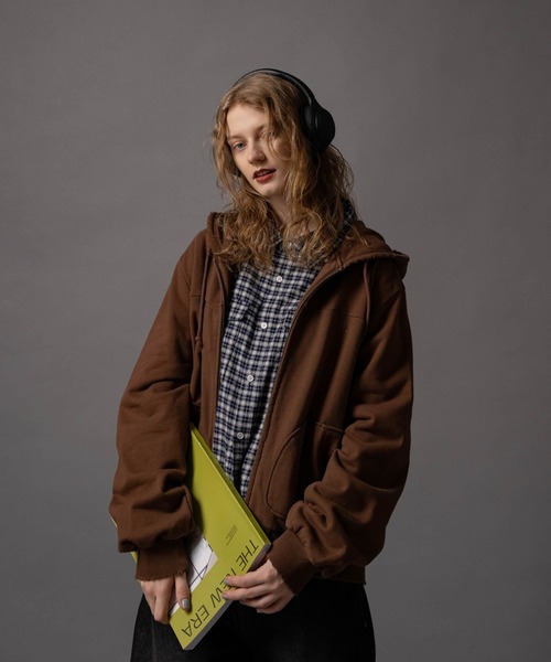 CIVVY.（シヴィ―）の「Cut-off Short Zip Hoodie - カットオフショートジップパーカー -（パーカー・メンズ・ブラウン/グレー・LARGE/MEDIUM）」の18枚目の写真