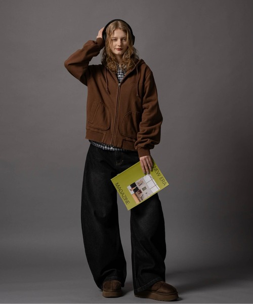 CIVVY.（シヴィ―）の「Cut-off Short Zip Hoodie - カットオフショートジップパーカー -（パーカー・メンズ・ブラウン/グレー・LARGE/MEDIUM）」の20枚目の写真