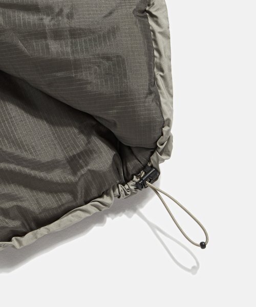 ESPIONAGE（エスピオナジ）の「ECWCS Level 7 Parka Grey Olive（ダウンジャケット/コート・レディース・その他・L）」の12枚目の写真