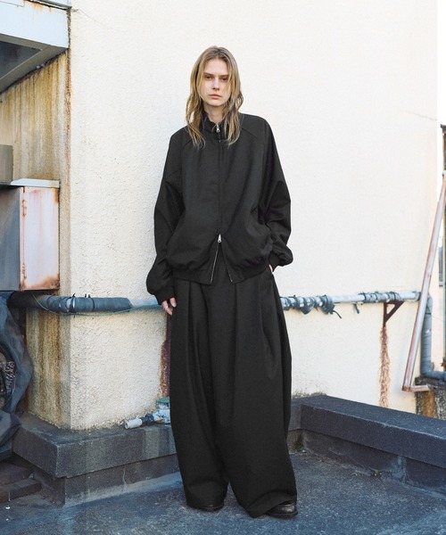 ROCHEM(ローシェン)の「【セットアップ対応】パイピングデザインダブルジップトラックジャケット【短丈】(その他アウター・メンズ・グレー/ブラック・S/M/L/XS)」の16枚目の写真