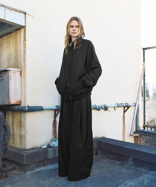 ROCHEM(ローシェン)の「【セットアップ対応】パイピングデザインダブルジップトラックジャケット【短丈】(その他アウター・メンズ・グレー/ブラック・S/M/L/XS)」の17枚目の写真