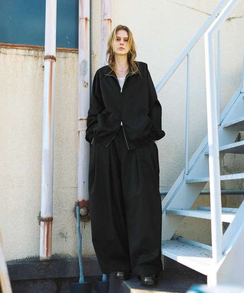 ROCHEM(ローシェン)の「【セットアップ対応】パイピングデザインダブルジップトラックジャケット【短丈】(その他アウター・メンズ・グレー/ブラック・S/M/L/XS)」の13枚目の写真