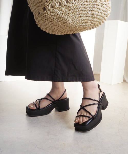 minia（ミニア）の「上品に華奢魅せ[バルキーナローサンダル]（サンダル・レディース・ブラック/シルバー・L/M/LL/S）」の9枚目の写真