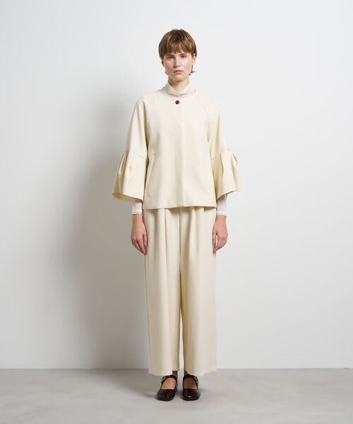 LANVIN en Bleu(ランバンオンブルー)の「ダブルクロスタックスリーブジャケット(テーラードジャケット・レディース・オフホワイト/ブラック・36/38)」の3枚目の写真
