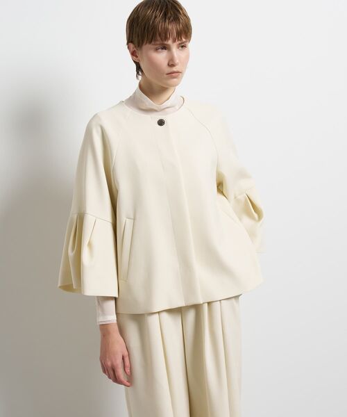 LANVIN en Bleu(ランバンオンブルー)の「ダブルクロスタックスリーブジャケット(テーラードジャケット・レディース・オフホワイト/ブラック・36/38)」の6枚目の写真