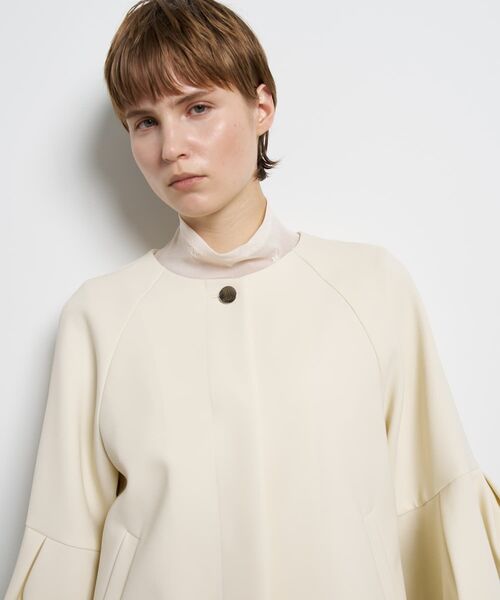 LANVIN en Bleu(ランバンオンブルー)の「ダブルクロスタックスリーブジャケット(テーラードジャケット・レディース・オフホワイト/ブラック・36/38)」の9枚目の写真