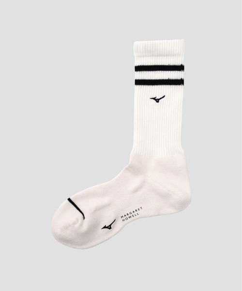 MARGARET HOWELL（マーガレットハウエル）の「STRIPE SPORTS SOCKS（ソックス/靴下・メンズ・ブラック/ホワイト系その他2・-）」の2枚目の写真