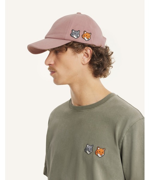 Maison Kitsune(メゾンキツネ)の「DOUBLE FOX HEAD FADED CAP(キャップ・メンズ・スモークピンク/カーキ・U)」の14枚目の写真