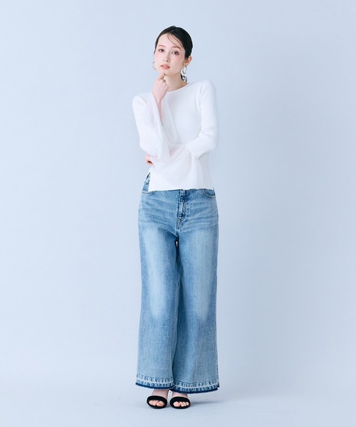 Audie a Muses（オーディアミューズ）の「袖口シアーラッフルリブニット（ニット/セーター・レディース・オフホワイト/ブラック・38/42）」の7枚目の写真