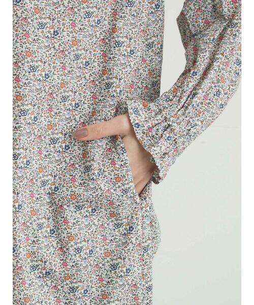 TSUHARU by Samansa Mos2（ツハルバイサマンサモスモス）の「【LIBERTY FABRICS】Katie and Millie柄襟付ワンピース（ワンピース・レディース・ピンク/ブルー・F）」の18枚目の写真