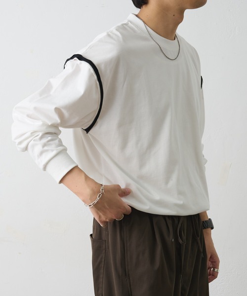 COLONY 2139(コロニートゥーワンスリーナイン)の「カットオフ配色長袖クルーネック(Tシャツ/カットソー・メンズ・ブラック/ホワイト・MEDIUM/LARGE)」の6枚目の写真