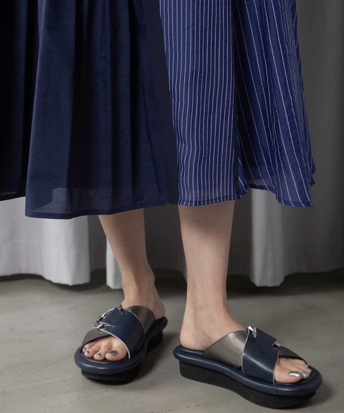 MARECHAL TERRE（マルシャルテル）の「切替えプリーツスカート（スカート・レディース・イエロー/ブラック/オフホワイト/ネイビー・MEDIUM）」の8枚目の写真