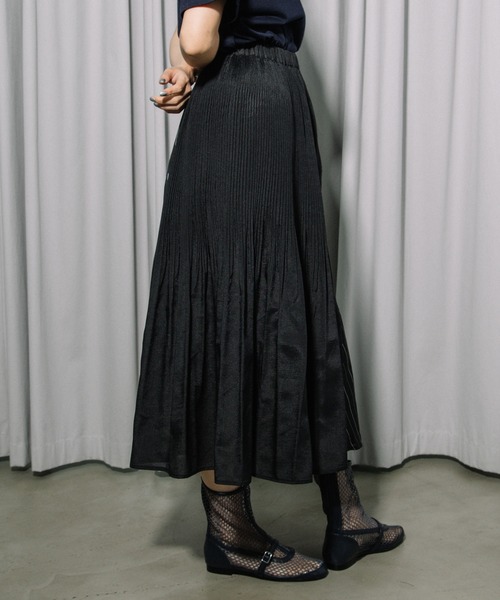 MARECHAL TERRE（マルシャルテル）の「切替えプリーツスカート（スカート・レディース・イエロー/ブラック/オフホワイト/ネイビー・MEDIUM）」の11枚目の写真