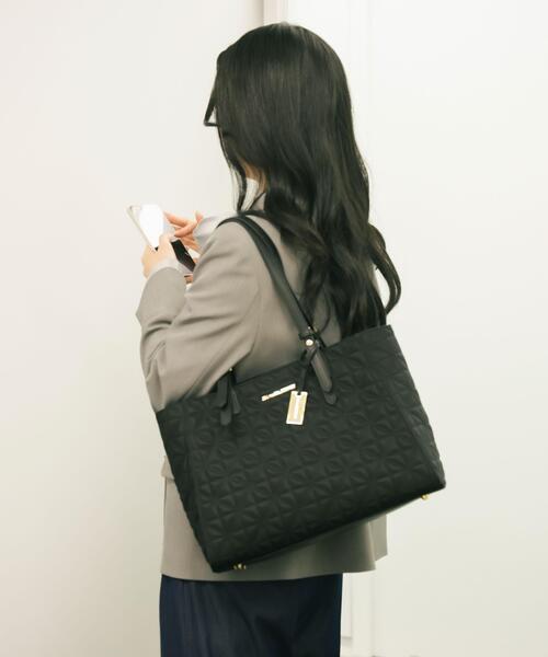 JILL by JILLSTUART　新作　キルティングA4トートバッグ(黒) キルティングA4トートバッグ（トートバッグ）｜JILL by JILL STUART