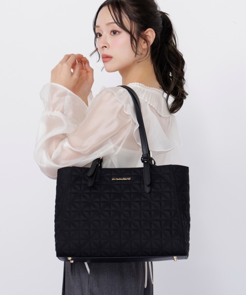 JILL by JILL STUART（ジルバイジルスチュアート）の「キルティングA4トートバッグ（トートバッグ・レディース・ピンク/ブラック・FREE）」の8枚目の写真