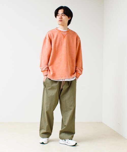 GLOSTER（グロスター）の「カラフルスノーパウダー 裏毛プルオーバースウェット（スウェット・メンズ・パープル/ブラック/オレンジ/ブルー・S/M/L）」の18枚目の写真