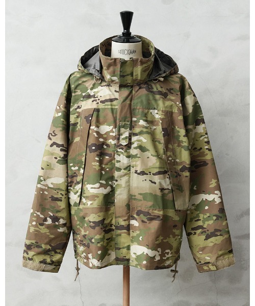 MILITARY(ミリタリー)の「実物 新品 デッドストック 米軍 ECWCS GEN3 LEVEL6 GORE-TEX ジャケット OCP スコーピオンW2(ミリタリージャケット・メンズ・グリーン系その他・M-Regular)」の1枚目の写真