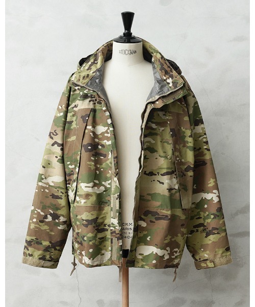 MILITARY(ミリタリー)の「実物 新品 デッドストック 米軍 ECWCS GEN3 LEVEL6 GORE-TEX ジャケット OCP スコーピオンW2(ミリタリージャケット・メンズ・グリーン系その他・M-Regular)」の4枚目の写真