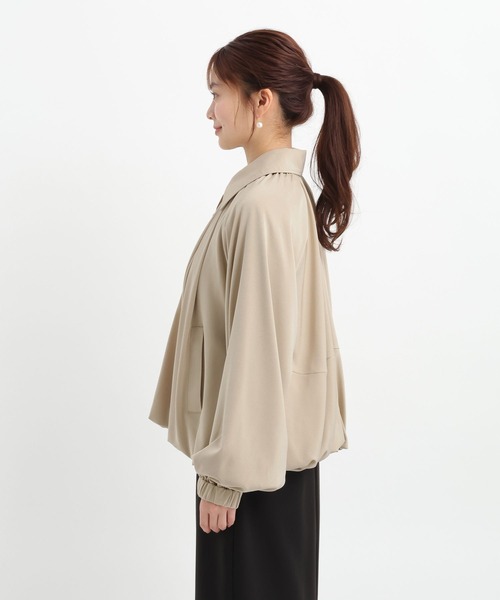 Andemiu（アンデミュウ）の「スソタックブルゾン656549（ブルゾン・レディース・アイボリー/ベージュ・FREE）」の18枚目の写真