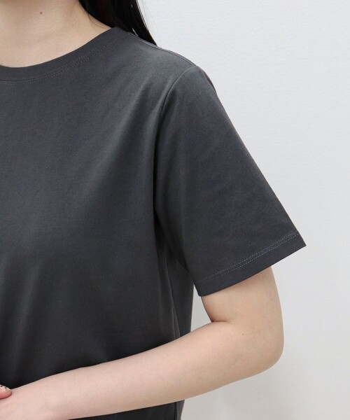 fredy emue(フレディエミュ)の「汗ジミ軽減天竺BasicTシャツ(Tシャツ/カットソー・レディース・ブラウン系その他/ライトグレー/ベージュ系その他/チャコールグレー/オフホワイト・38)」の20枚目の写真