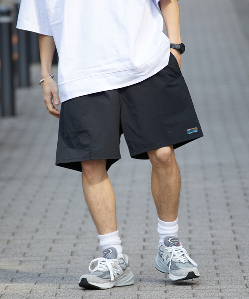 FREAK'S STORE（フリークスストア）の「限定展開 コットンナイロン ポケッタブル イージーショーツ（その他パンツ・メンズ・ブラック/ベージュ/ネイビー/ブラウン系カモフラージュ/レオパード/ブラック系その他/チャコールグレー/ブラック系その他2/オリーブ/サックスブルー・SMALL/MEDIUM/LARGE）」の2枚目の写真