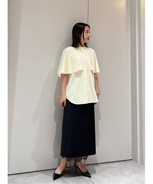 ESTNATION(エストネーション)の「ESTNATION / ケープライクブラウス(シャツ/ブラウス・レディース・アイボリー/ネイビー・38/36)」の12枚目の写真