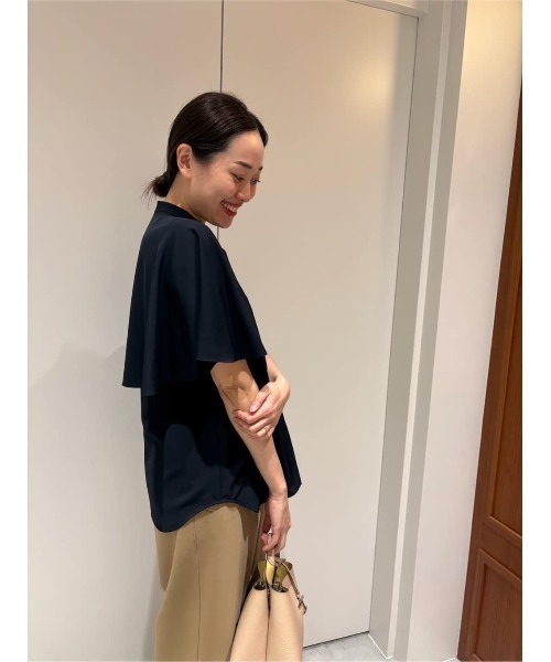 ESTNATION(エストネーション)の「ESTNATION / ケープライクブラウス(シャツ/ブラウス・レディース・アイボリー/ネイビー・38/36)」の20枚目の写真