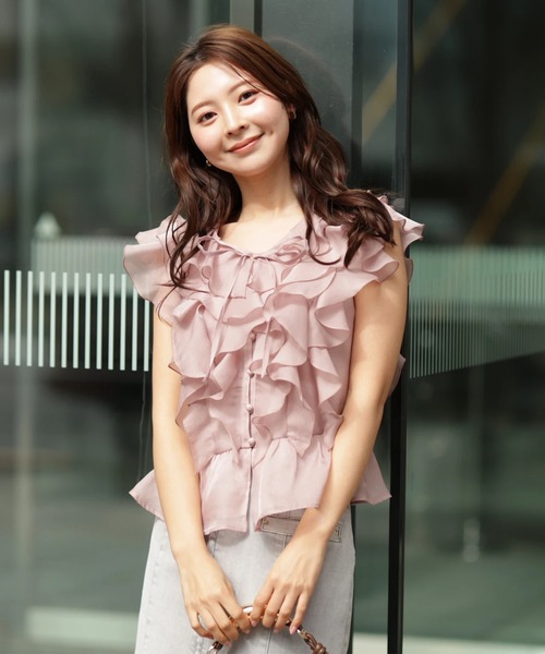 Apuweiser-riche（アプワイザーリッシェ）の「花びらフリルブラウス（シャツ/ブラウス・レディース・ピンクベージュ/クリーム/ホワイト/ミント・1/2）」の4枚目の写真