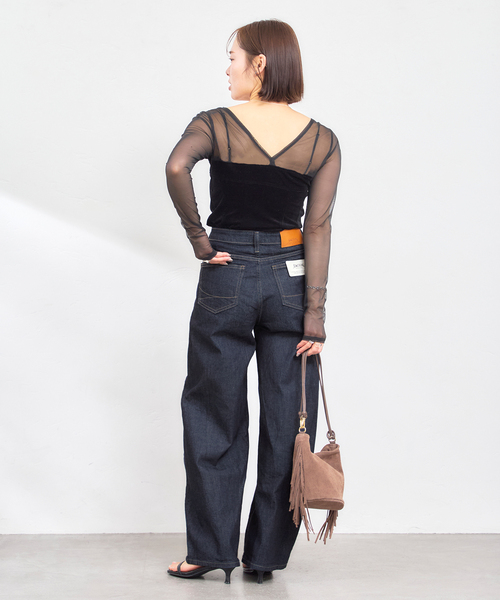 U by SPICK&SPAN(ユーバイスピックアンドスパン)の「SOMETHING / サムシング HANA CURVE TAPERED(デニムパンツ・レディース・ブルー/ネイビー・LARGE/X-SMALL/MEDIUM/SMALL)」の19枚目の写真