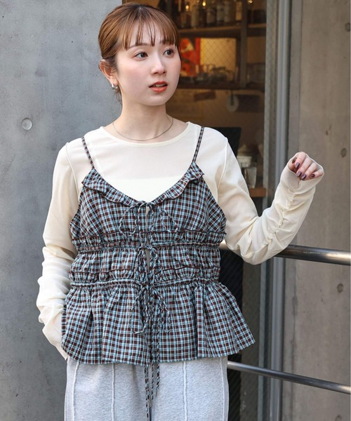 tiptop（ティップトップ）の「前後2wayリボン使いギャザーキャミブラウス（キャミソール・レディース・オフホワイト/ブラック/ブルー系その他/ホワイト系その他・FREE）」の4枚目の写真
