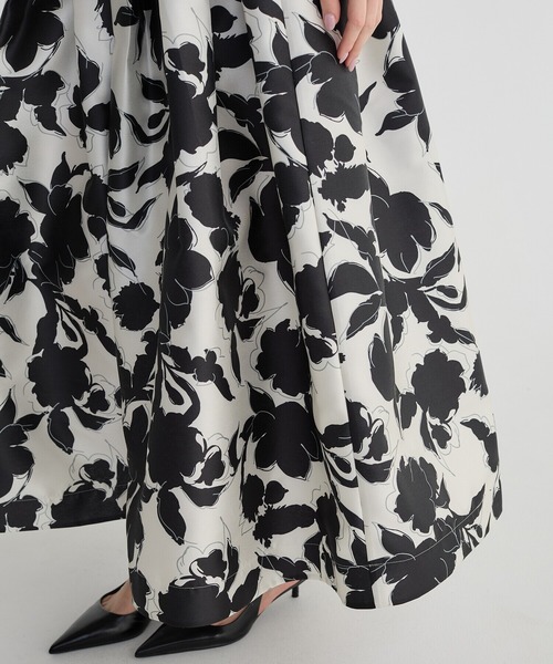 BIRTHDAY BASH(バースデイバッシュ)の「FLOWER VOLUME FLARE SKIRT(フラワーボリュームフレアスカート)(スカート・レディース・ミント/ホワイト・SMALL/MEDIUM)」の6枚目の写真