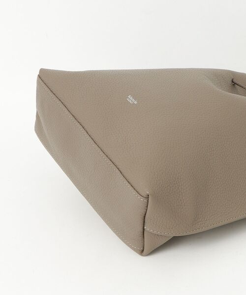 PR01.（ピーアールワン）の「blancle  S.LEA DRAPE DRAWST BAG（ショルダーバッグ・レディース・ブラック/ベージュ系その他・FREE）」の4枚目の写真