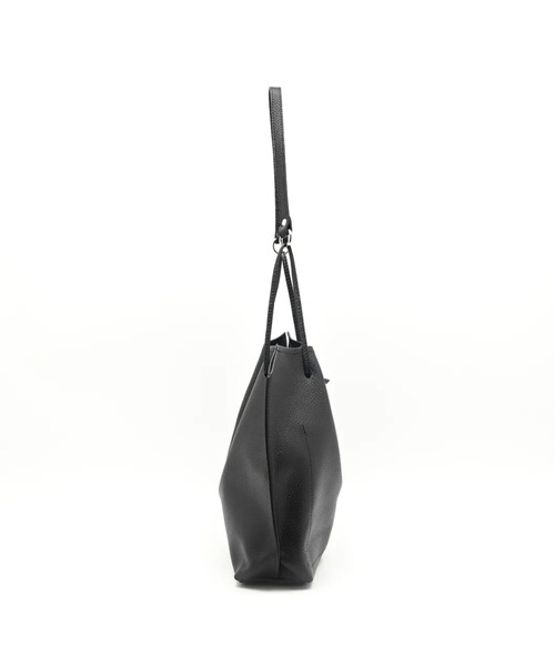 blancle(ブランクレ)の「blancle S.LEA DRAPE DRAWST BAG(ショルダーバッグ・レディース・ブラック/ベージュ系その他・FREE)」の10枚目の写真