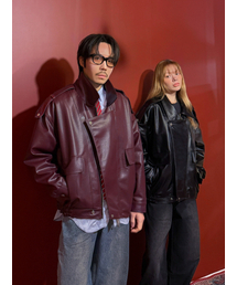 OVERTHEOIR（オーバー ド ワール）の「detail bulky flap epaulet leather jacket burgundy（ライダースジャケット）」