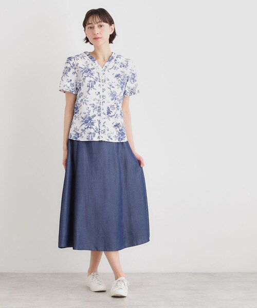 LAURA ASHLEY(ローラアシュレイ)の「【洗える/コットン100%/3colors/同柄アイテムあり】ウォールド ガーデン柄ブラウス(シャツ/ブラウス・レディース・ネイビー系/ダークグリーン系/ブルー系・38/40)」の10枚目の写真