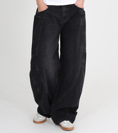 KHOKI / コッキ】Draped denim pants（デニムパンツ）｜KHOKI（コッキ