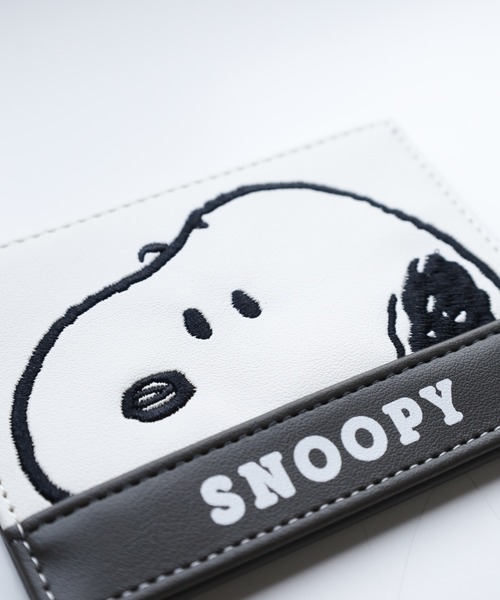 FUNALIVE（ファンアライブ）の「SNOOPY スヌーピー シングルパスケース 合皮 刺繍（パスケース・レディース・ライトベージュ/ホワイト・FREE）」の15枚目の写真