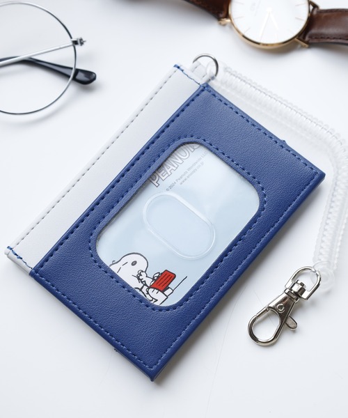 FUNALIVE（ファンアライブ）の「SNOOPY スヌーピー シングルパスケース 合皮 刺繍（パスケース・レディース・ライトベージュ/ホワイト・FREE）」の4枚目の写真